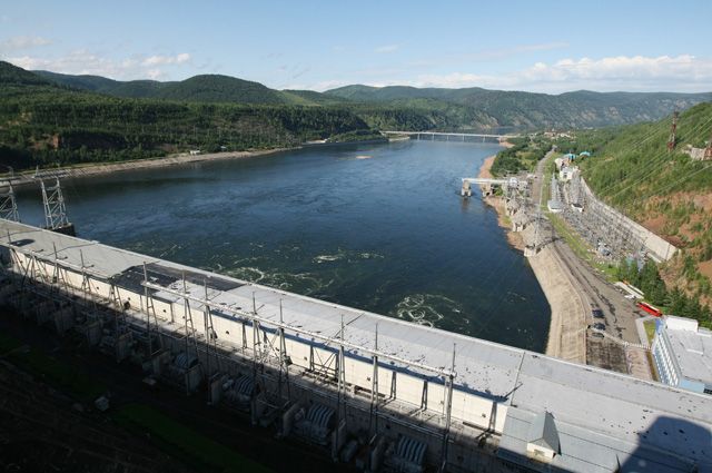 Красноярская ГЭС.
