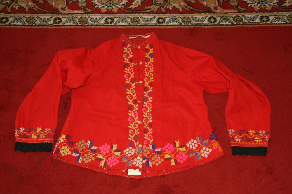 А вот и оригинал рубашки, хранящийся в Пестречинском краеведческом музее.