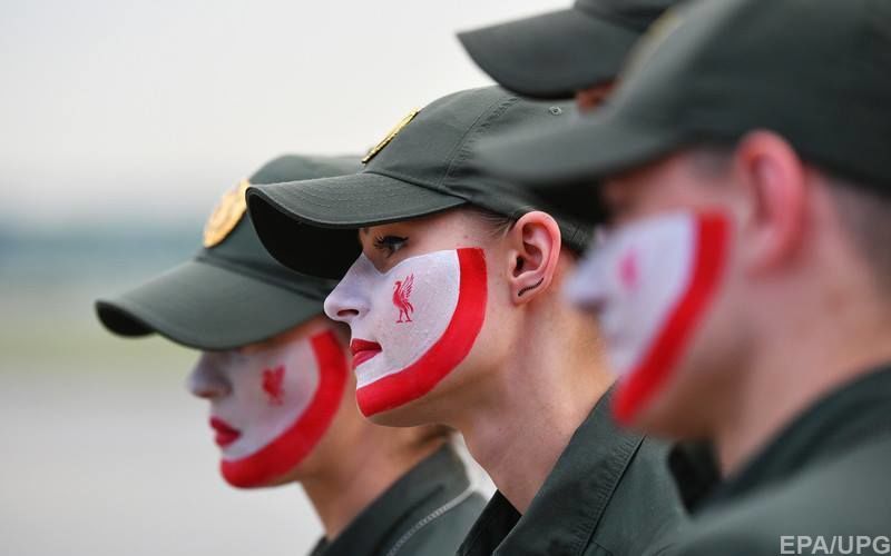 В пятницу, 25 мая украинские пограничники в масках цвета команды