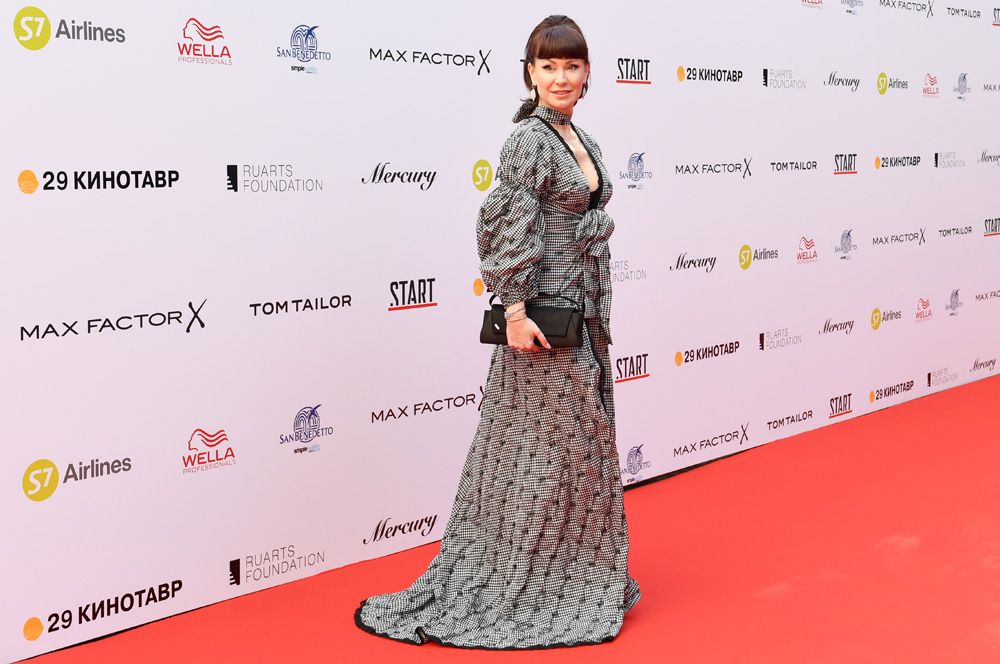 Актриса Нонна Гришаева на церемонии открытия 29-го российского фестиваля «Кинотавр».