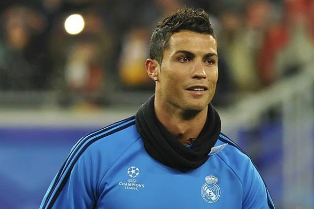 СМИ сообщают, что футболист покидает мадридский «Реал».