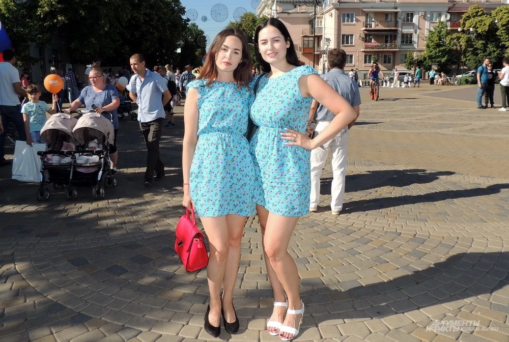 Сестры Анастасия Данилова и Анна Шереметьева.