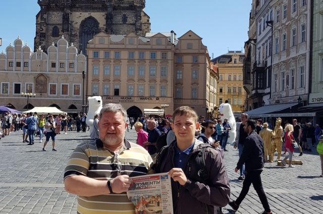 В поездку наш читатель отправился вместе со своим 23-летним сыном. Андрей Венидиктов.
