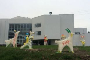 В Курчатове открылся музей кожлянской игрушки под открытым небом.