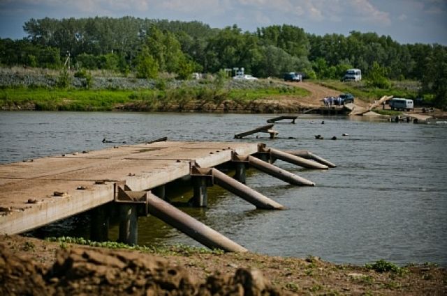 Мост у с.Нижнеозерный Илекского района снес весенний паводок.