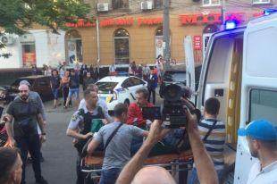 В Днепре мужчина сам задержал грабителей: злоумышленники госпитализированы