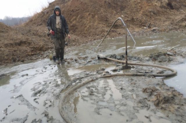 Калининградец заплатит 200 тысяч рублей за самовольную добычу янтаря.