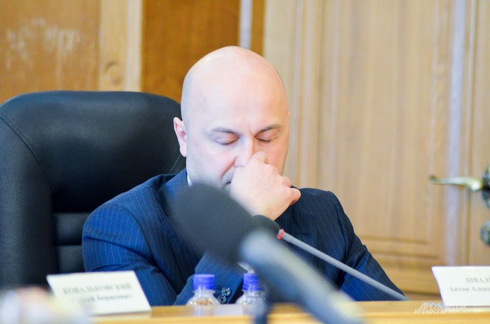 Справедливорос Антон Швалёв.