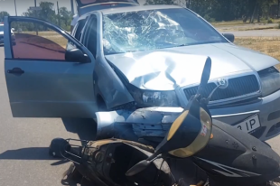 В Бердянске женщина на мопеде попала под колеса автомобиля