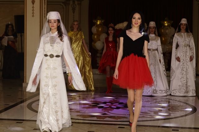 На кавказских конкурсах красоты ставят на национальный колорит.