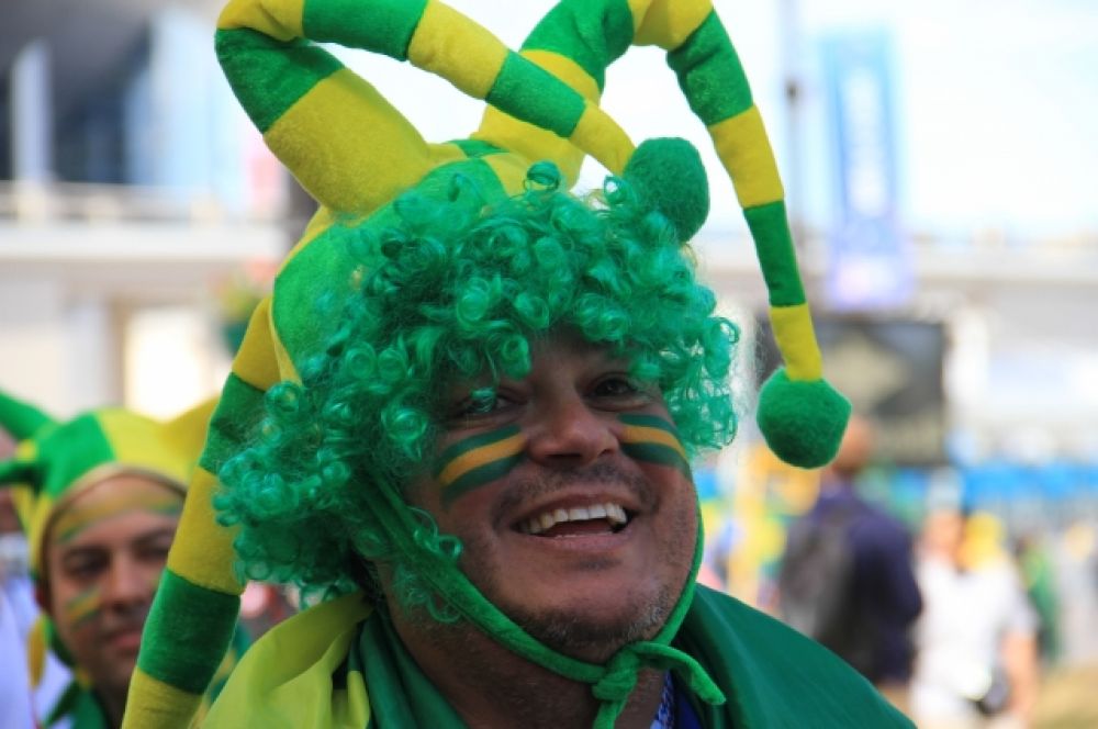Гости из Бразилии устроили настоящий карнавал.