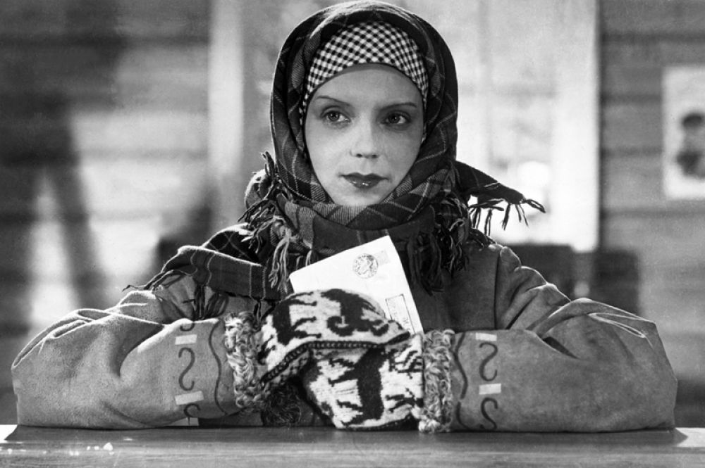«Свинарка и пастух» (1941) — Глаша Новикова.