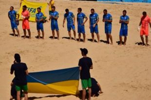 Сборная Украины по пляжному футболу обыграла по пенальти Италию