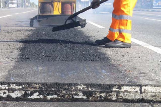 В Оренбурге продолжается ремонт автомобильных дорог в рамках реализации федерального проекта «Безопасные и качественные дороги».