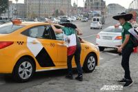 Такси в Москве, как во всех крупных городах мира, легко вызвать через приложение в смартфоне.