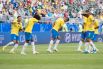 Бразильские футболисты нередко исполняют такой забавный танец после гола.