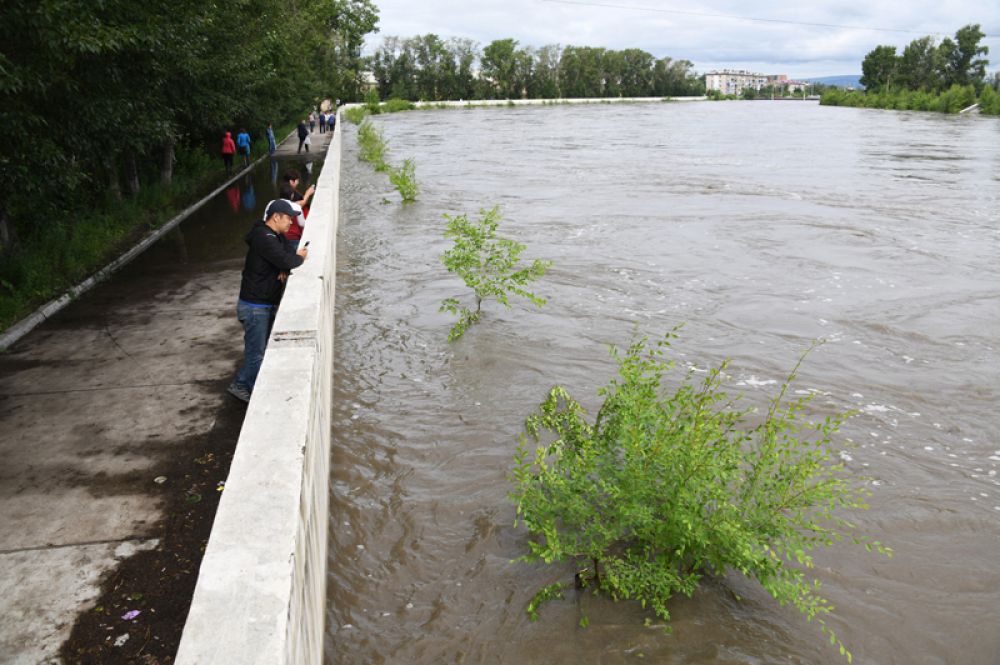 Повышение уровня воды в реке Читинка.