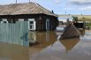 Частный дом на улице Лазо, затопленный в результате притока воды в реке Читинка.