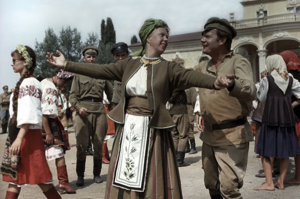 «Свадьба в Малиновке» (1967) — Яшка-артиллерист.