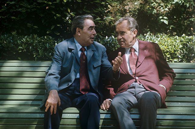 Леонид Брежнев и Ричард Никсон в Ореанде, Крым, 1972 г.