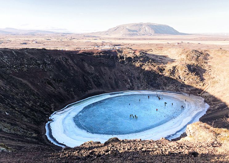Наян Фэн, Китай. 3-е место в категории «Пейзаж». Озеро в кратере потухшего вулкана Керид на юге Исландии. Снято на iPhone X.