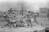 Фонтан «Бармалей», 23 августа 1942 года, Сталинград.
