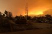Лесные пожары, бушующие вблизи города Кесвик.