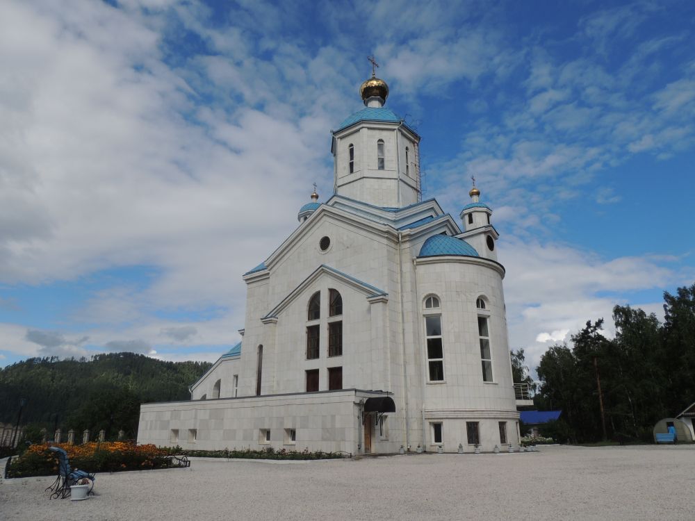 Храм святой великомученицы Евдакии построил Иван Ярыгин в память о своей матери Евдокии. 