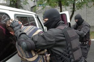 В Житомире полиция задержала преступника, сбежавшего через окно в туалете