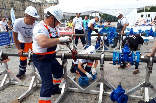 Водоканал екатеринбург. МУП Водоканал Екатеринбург Екатеринбург. Сотрудники МУП Водоканал в ЕКБ. Соревнования сантехников. МУП Водоканал.