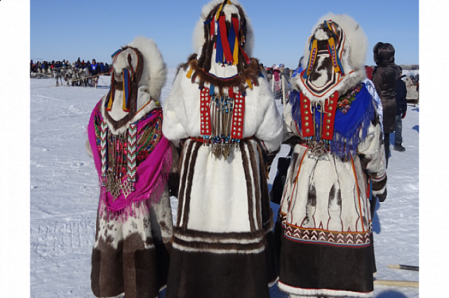 Ямальские рукодельницы представят лучшие национальные костюмы