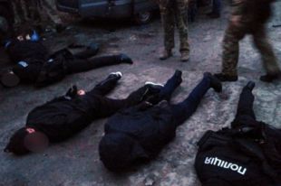 В суд направлен иск против грабителей, которые выдавали себя за полицию