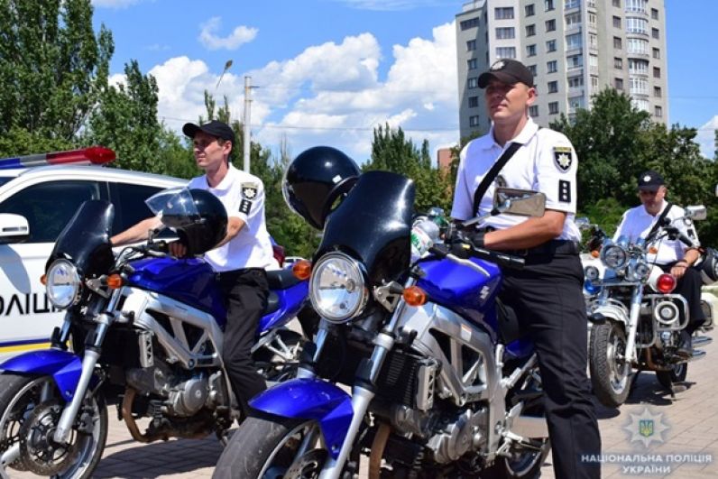 Туристическая полиция будет нести службу до завершения туристического сезона.