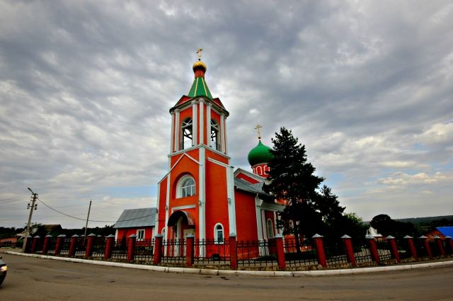 Погода дубна тульская. Дубна Тульская область. Дубна Тульская. Храм святых апостолов Петра и Павла в п. Дубна. Дубна Тула.