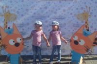 А 4 августа в Иркутске на первом городском празднике близнецов собрались около 100 пар двойняшек разных возрастов. 