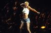 Во время The Girlie Show World Tour в 1993 году Мадонна резко сменила имидж, появившись на сцене с короткими волосами. Ее стиль стал меняться в сторону R’n’B и хип-хопа, впервые со времен альбома Like A Virgin.