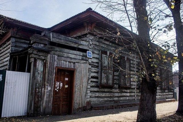 Дом Аркадия Рассушина на бульваре Гагарина в Иркутске.