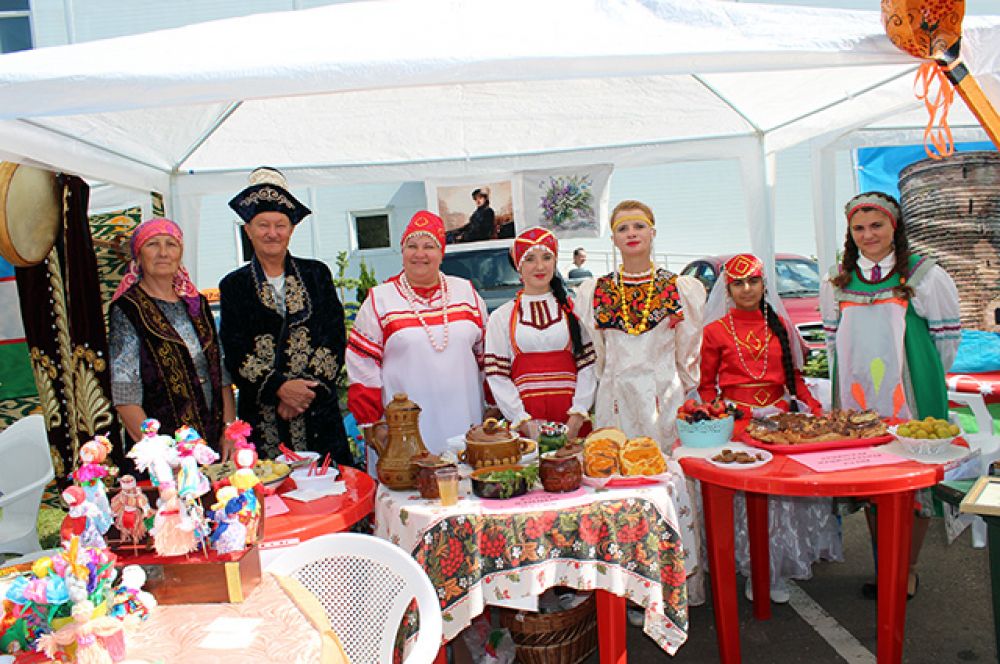 Русско-казахский павильон