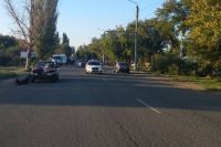 В Оренбурге, в районе дома 111 по улице Илекская водитель автомобиля «ВАЗ-2110» сбил двух пешеходов
