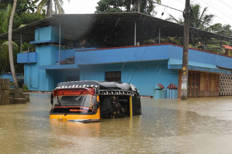 Наводнение в Алаппуже в штате Керала.