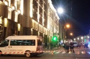 У полиции есть три версии причин стрельбы в мэрии Харькова