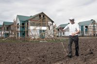 В Ноябрьске еще 11 многодетных семей получили земельные участки