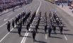 Первые колонны военных на Крещатике появились в 10:10 утра.