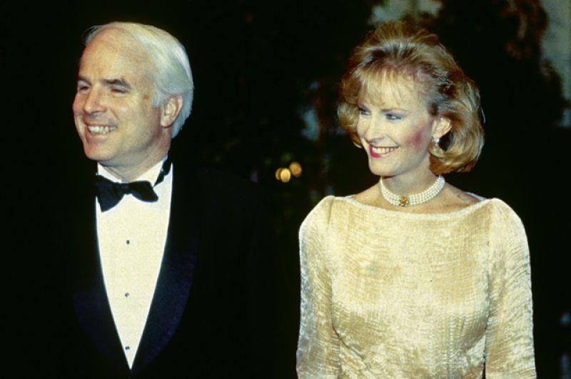 Джон Маккейн с супругой Синди Лу Хенсли.