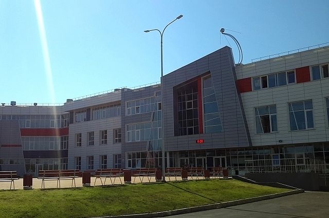 Новая школа - самая большая в Иркутском районе.