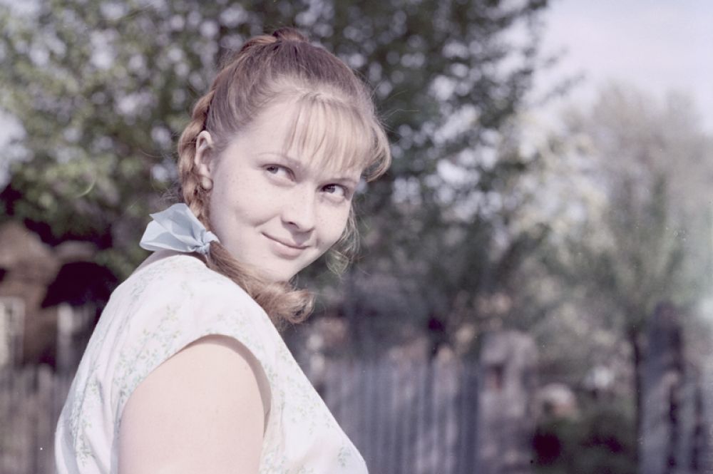 С начала 1970-х Наталья начала сниматься в кино, правда пока в эпизодических ролях. Первой заметной работой стала роль Ани Доброхотовой в картине «Сладкая женщина» (1976) Владимира Фетина.
