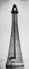 После выставки по проектам Шухова началось строительство подобных башен во всех концах империи. 70-метровый сетчатый стальной Аджигольский маяк под Херсоном — самая высокая односекционная гиперболоидная конструкция инженера.