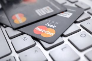 MasterСard передавала в Google личные данные о владельцах карт - Bloomberg