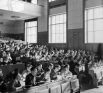 На лекции в большой аудитории механико-математического факультета (мехмат) Московского государственного университета. 1958 год.