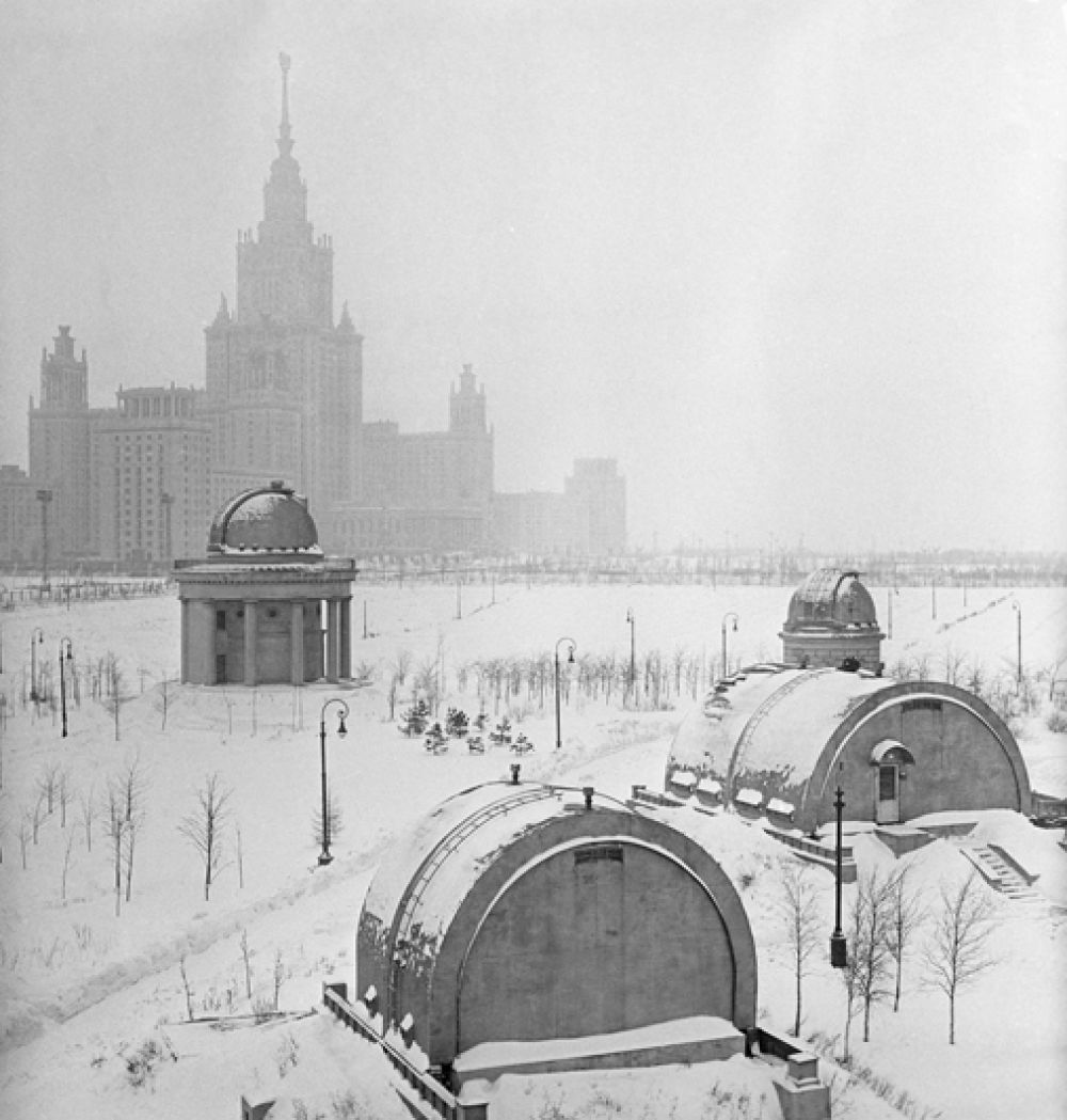 Обсерватория МГУ. 1958 год.